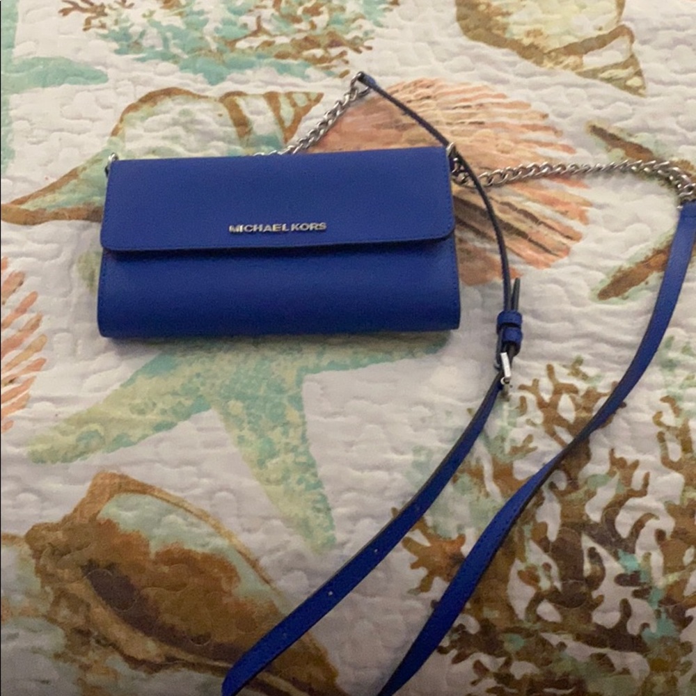 Michael Kors crossbody clutch